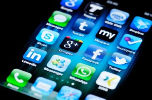 Social Media Apps on Apple iPhone 4